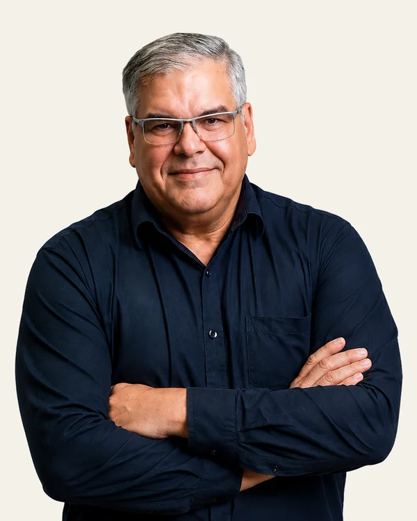 Mauro Abreu, corretor de imóveis